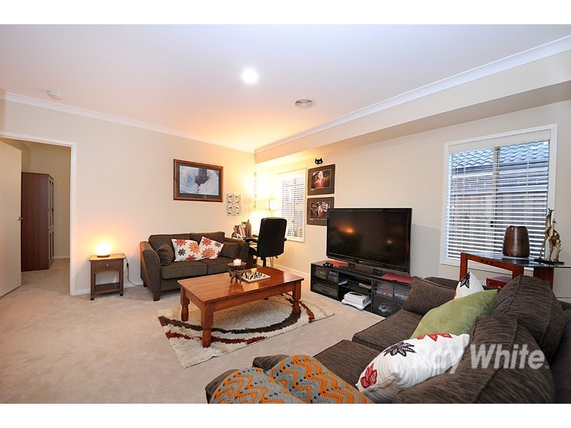 6 Limousin Court, Berwick VIC 3806