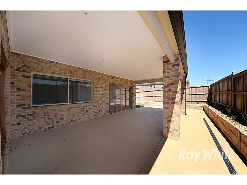 13 Rose Garden, Officer VIC 3809