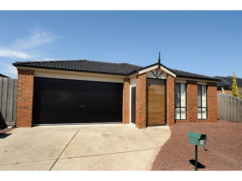 63 Melzak Way, Berwick VIC 3806
