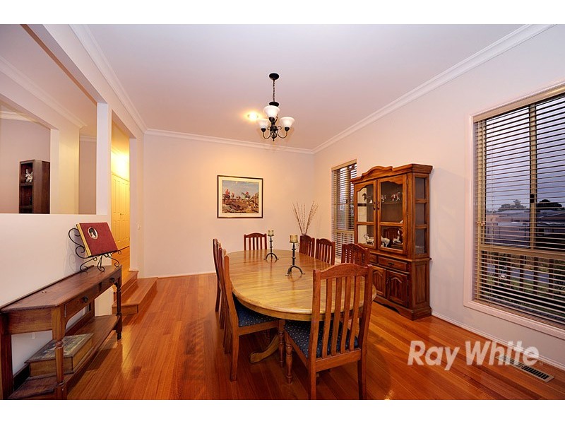 5 Chloe Court, Beaconsfield VIC 3807