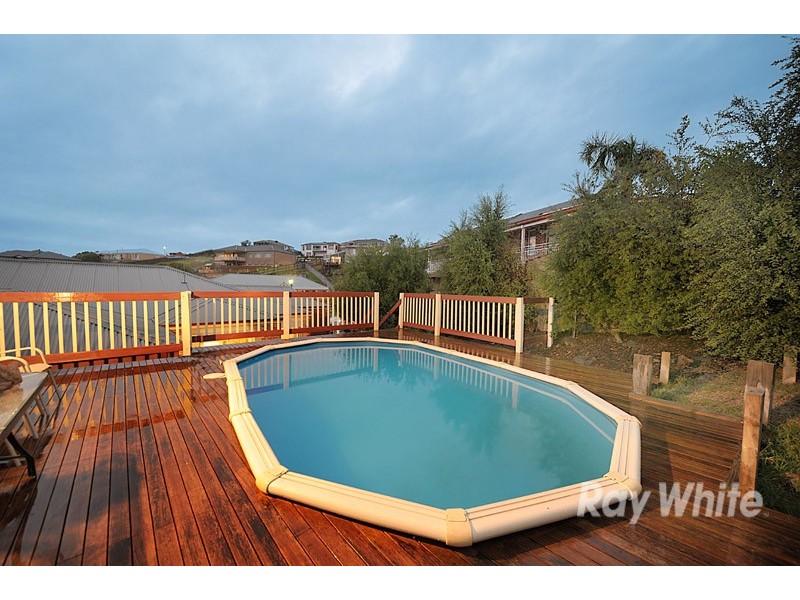 5 Chloe Court, Beaconsfield VIC 3807