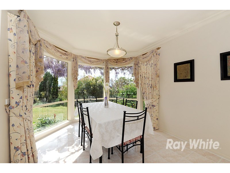 18 Toptani Drive, Narre Warren South VIC 3805