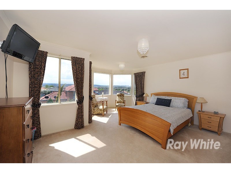 18 Toptani Drive, Narre Warren South VIC 3805