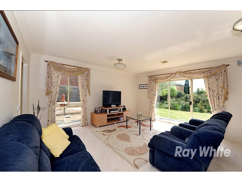 18 Toptani Drive, Narre Warren South VIC 3805