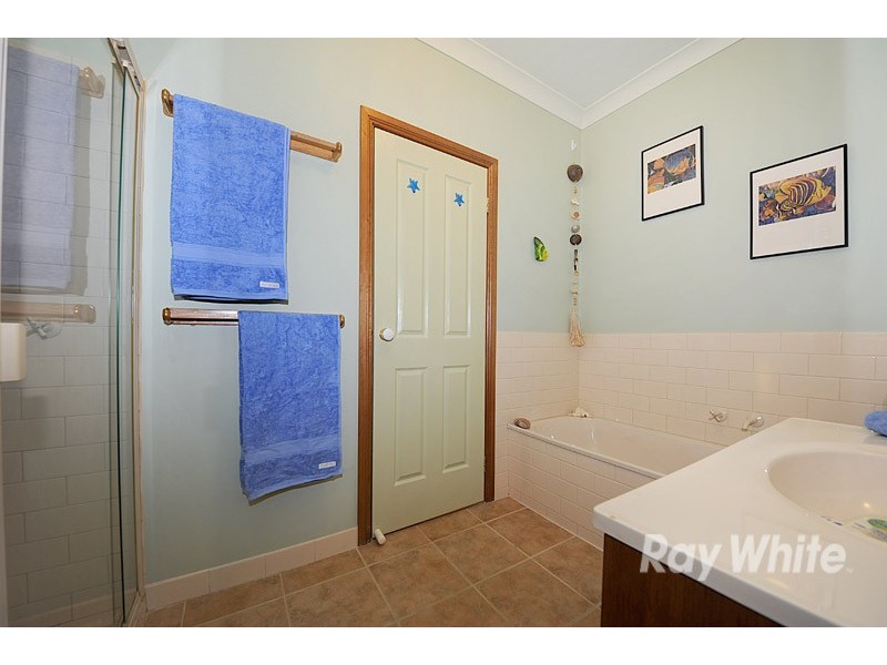 53 Jerildere Drive, Berwick VIC 3806