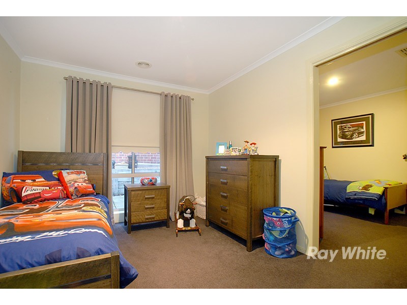 97  Montbrae Circuit, Narre Warren VIC 3805