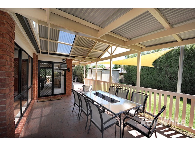 13 Pimento Close, Narre Warren South VIC 3805