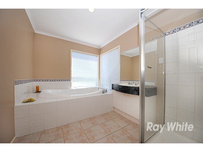 13 Pimento Close, Narre Warren South VIC 3805