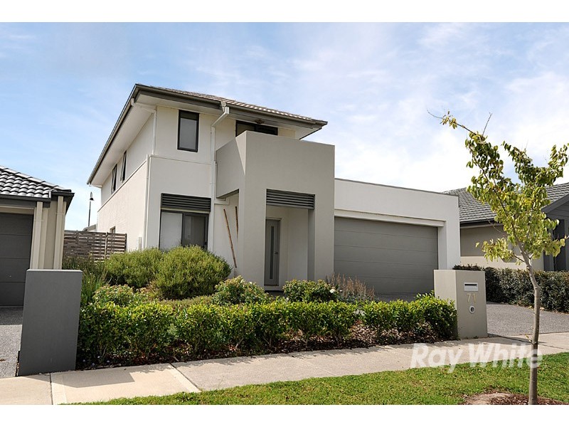 71 Meridian Circuit, Berwick VIC 3806