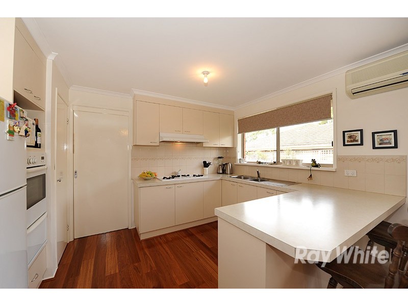 1 Cooma Court, Berwick VIC 3806