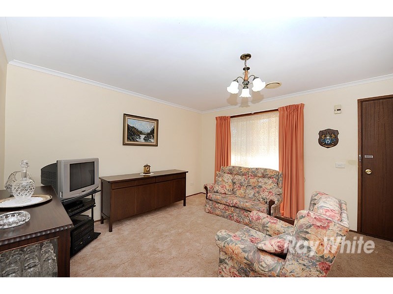 1 Wirrabarra Place, Berwick VIC 3806