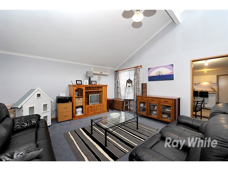 8  Kew Court, Narre Warren VIC 3805