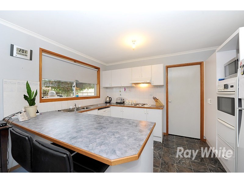 8  Kew Court, Narre Warren VIC 3805