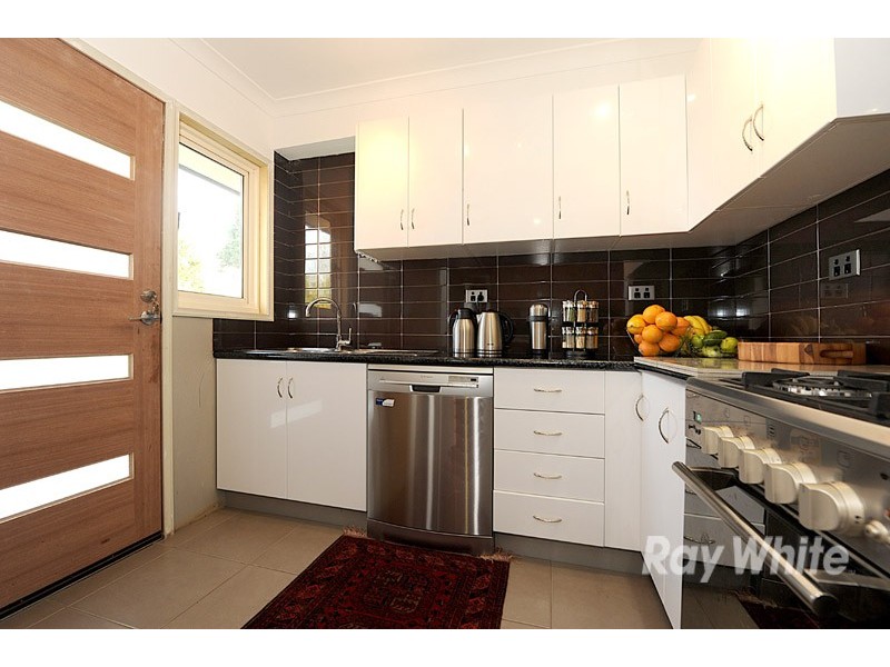 54 Sweeney Drive, Narre Warren VIC 3805