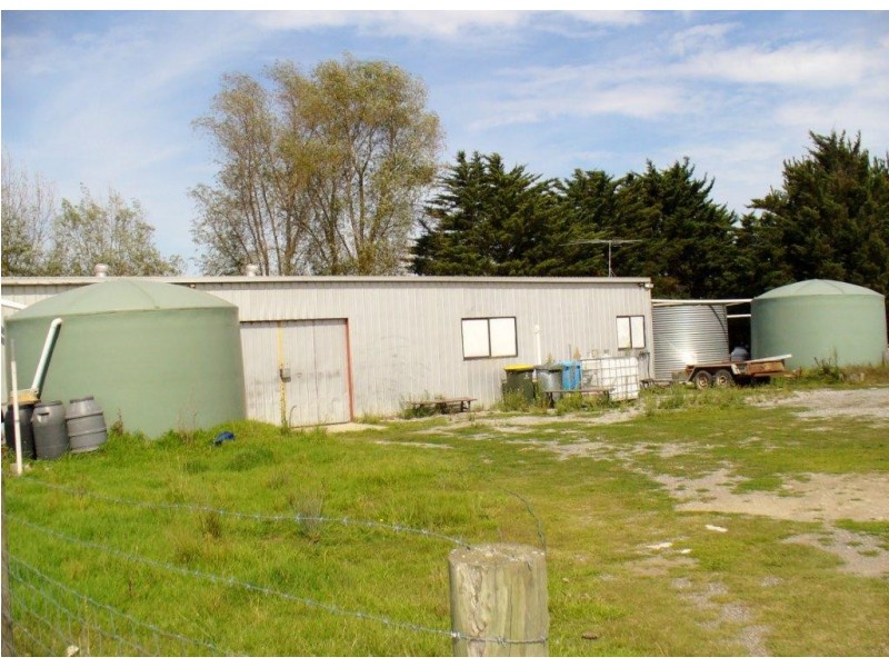 775 Tooradin Station Road, Clyde VIC 3978