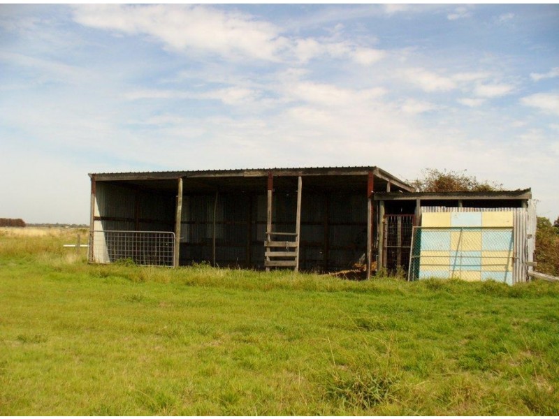 775 Tooradin Station Road, Clyde VIC 3978