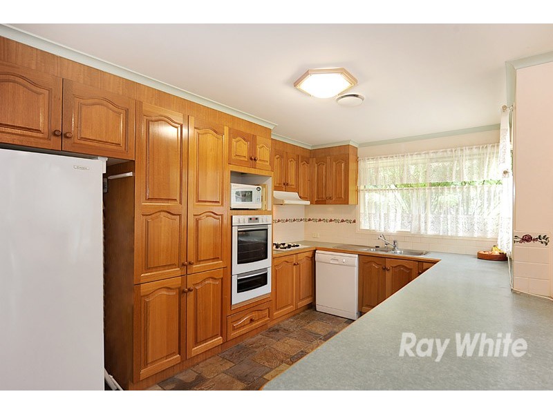 3 Kingsmere Drive, Berwick VIC 3806