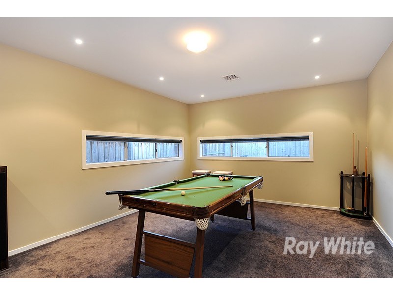 6 Misty Close, Berwick VIC 3806