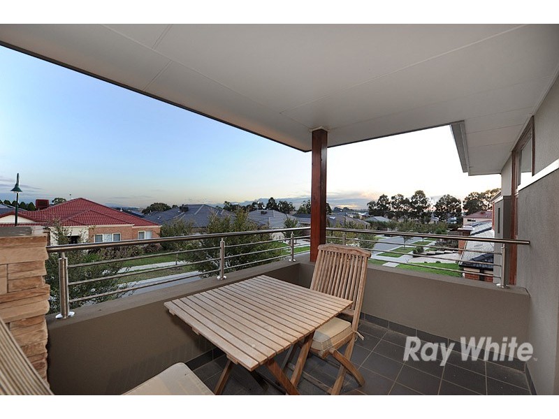 6 Misty Close, Berwick VIC 3806