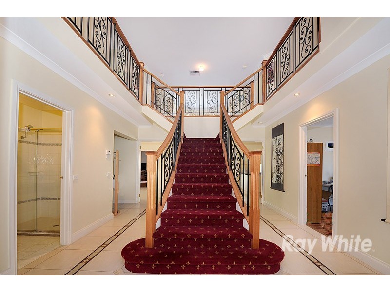 16 Eureka Crescent, Narre Warren VIC 3805