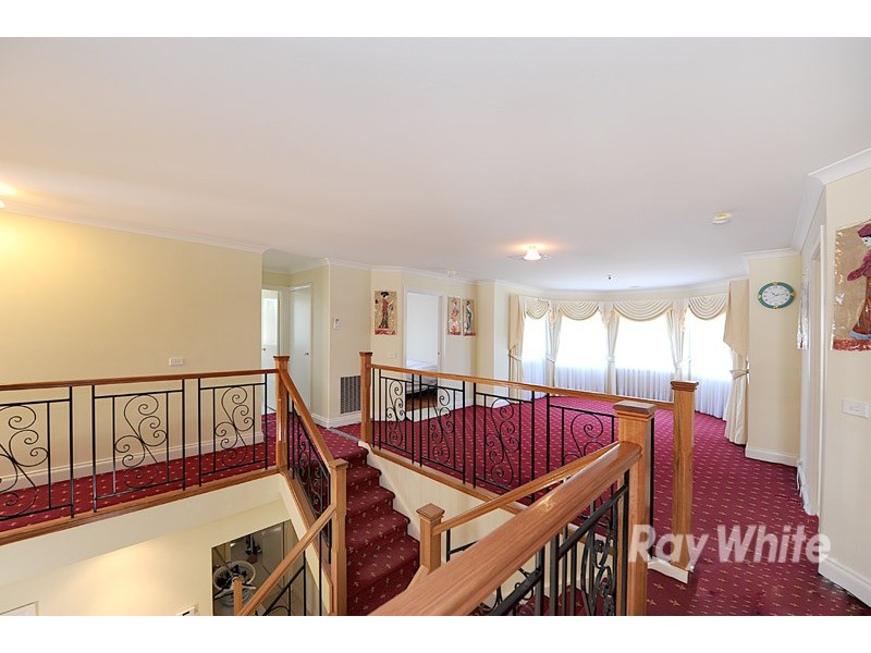 16 Eureka Crescent, Narre Warren VIC 3805
