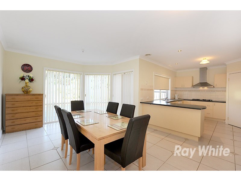 16 Eureka Crescent, Narre Warren VIC 3805