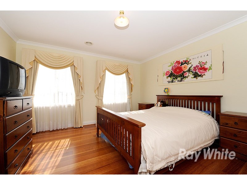 16 Eureka Crescent, Narre Warren VIC 3805