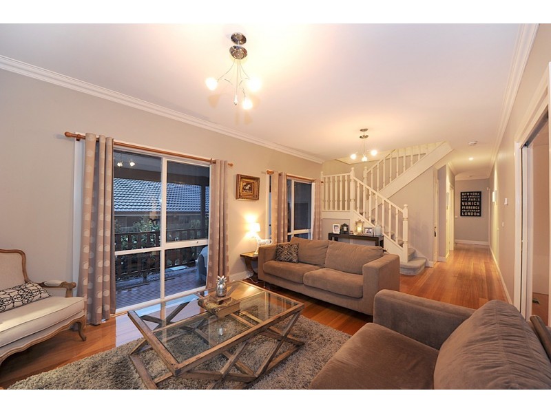 10 Logan Place, Berwick VIC 3806