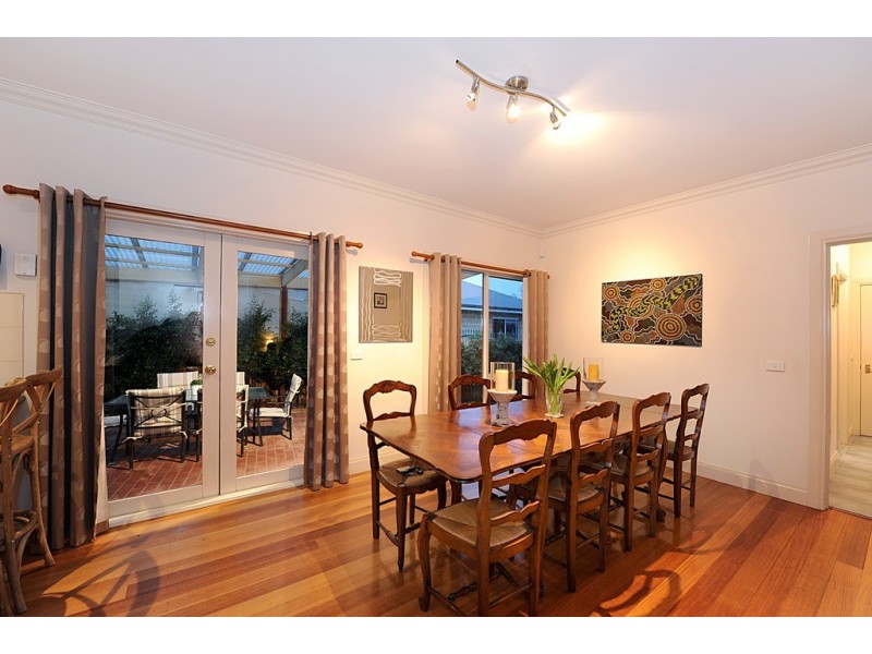 10 Logan Place, Berwick VIC 3806