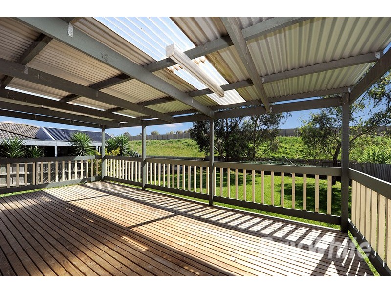 57 Jarryd Crescent, Berwick VIC 3806