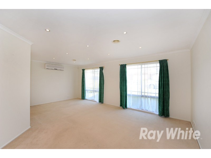 57 Jarryd Crescent, Berwick VIC 3806