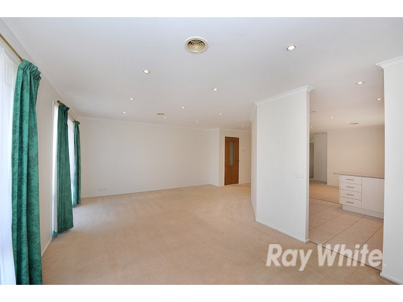 57 Jarryd Crescent, Berwick VIC 3806