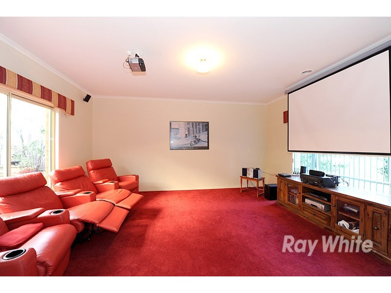 22 Ellesse Way, Berwick VIC 3806