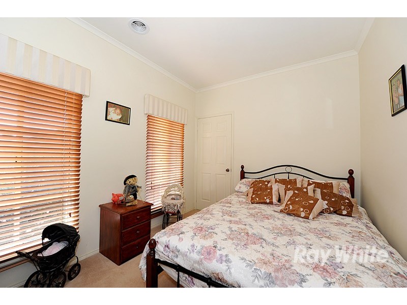 22 Ellesse Way, Berwick VIC 3806