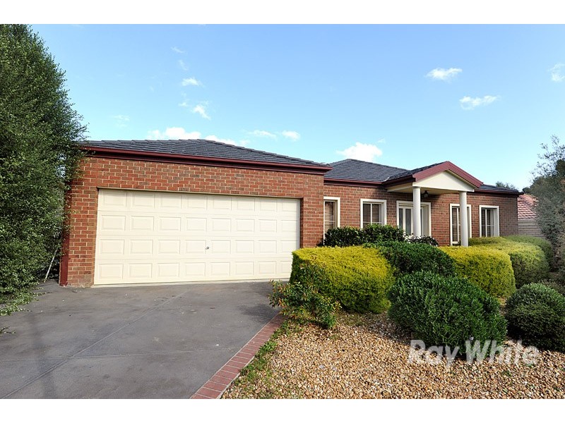 22 Ellesse Way, Berwick VIC 3806