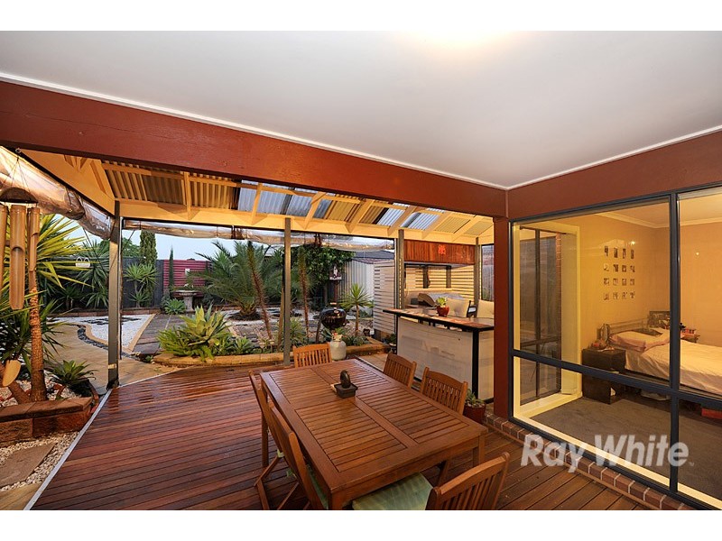 10 Liverpool Court, Narre Warren South VIC 3805