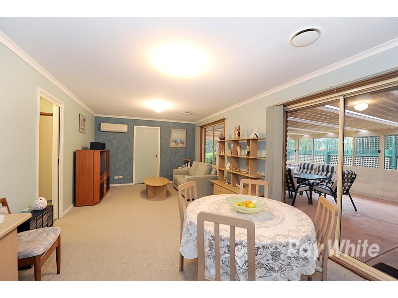 5 Lexcen Close, Berwick VIC 3806