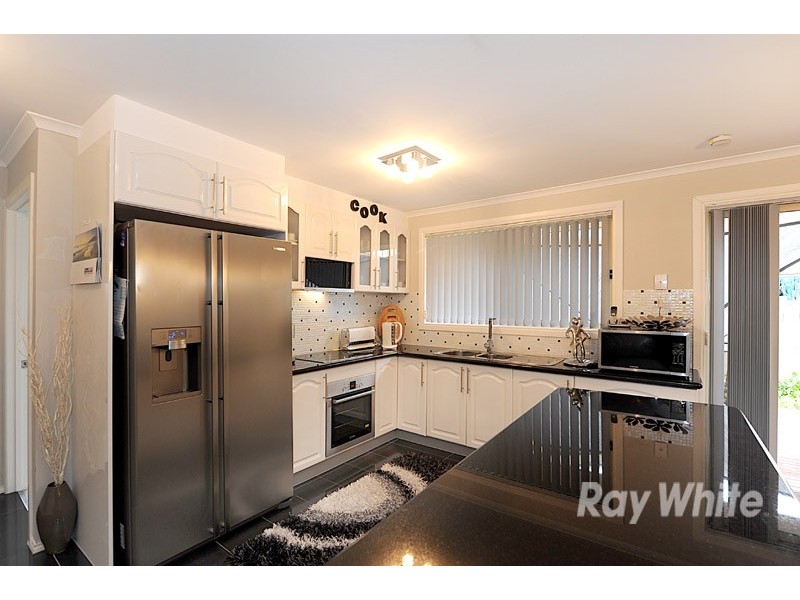 3 Emily Drive, Narre Warren VIC 3805