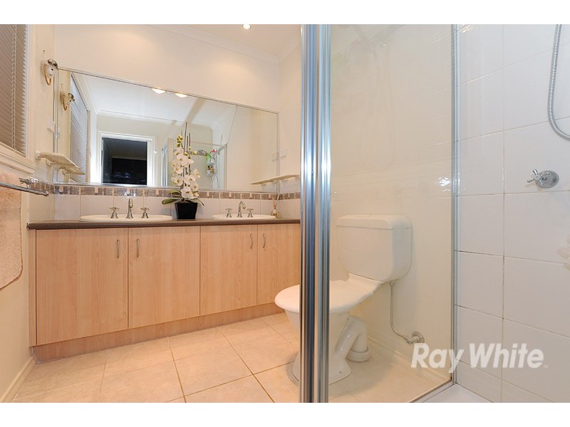 3 Bordeaux Grove, Narre Warren South VIC 3805