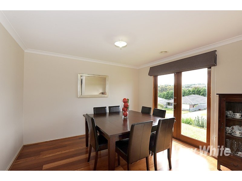 9 Fantail Way, Berwick VIC 3806