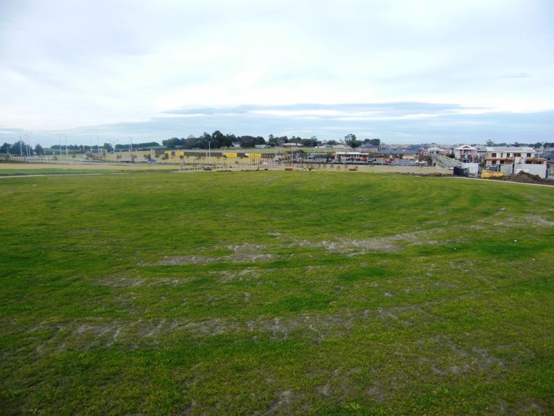 Lot 715 Hackney Circuit, Clyde North VIC 3978