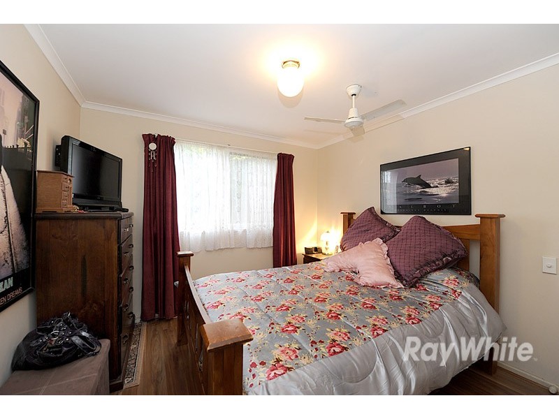 17 Warren Close, Narre Warren VIC 3805