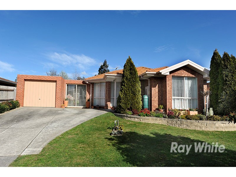 4 Onyx Court, Narre Warren VIC 3805