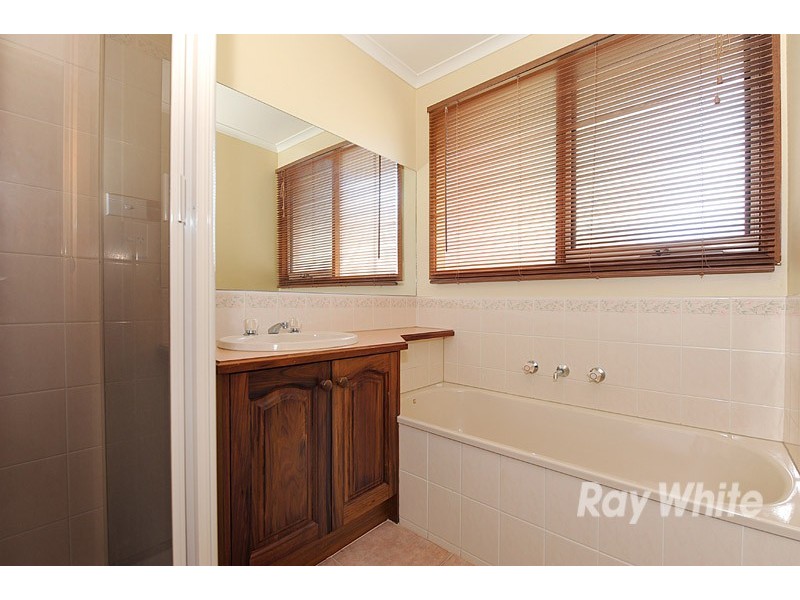 26 Diamond Court, Narre Warren VIC 3805