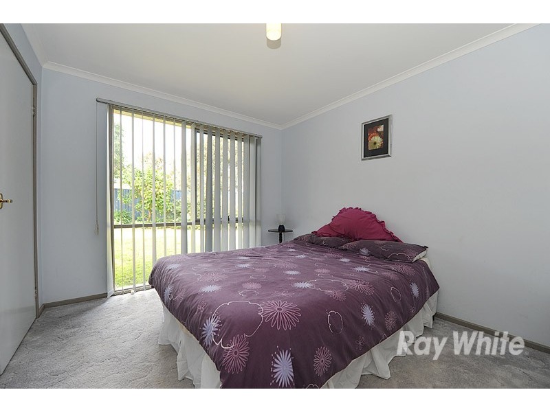16 Leonie Court, Narre Warren VIC 3805