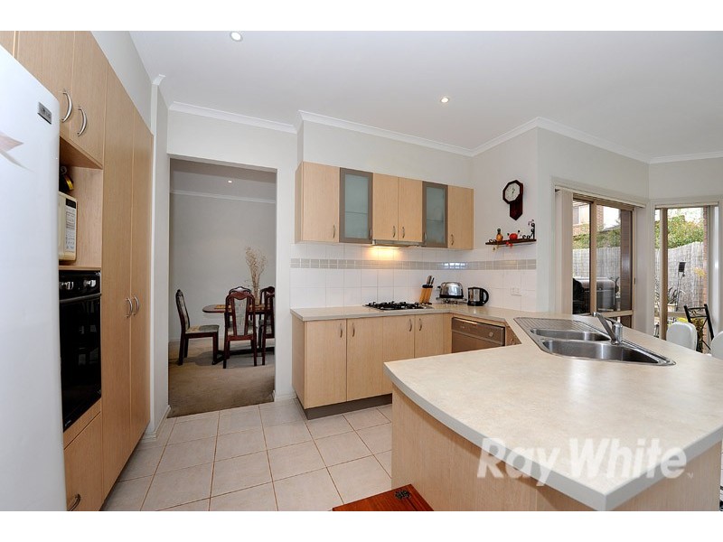 41 Amhurst Drive, Narre Warren South VIC 3805