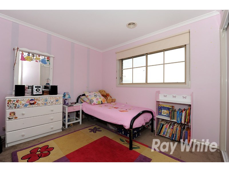 41 Amhurst Drive, Narre Warren South VIC 3805