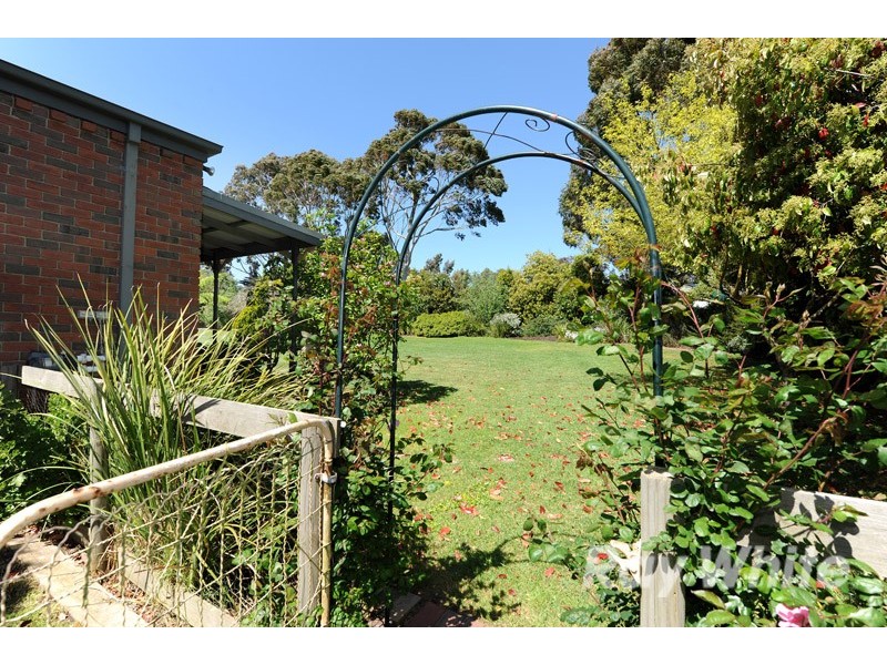 235 Belgrave Hallam Road, Narre Warren North VIC 3804