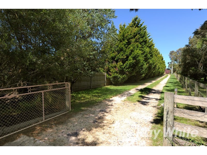 235 Belgrave Hallam Road, Narre Warren North VIC 3804