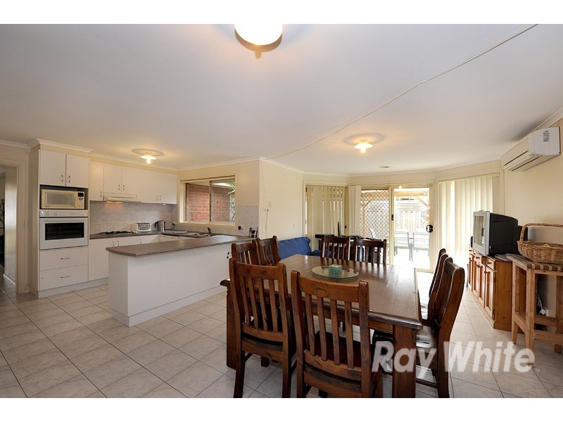 128 McGregor Road, Pakenham VIC 3810